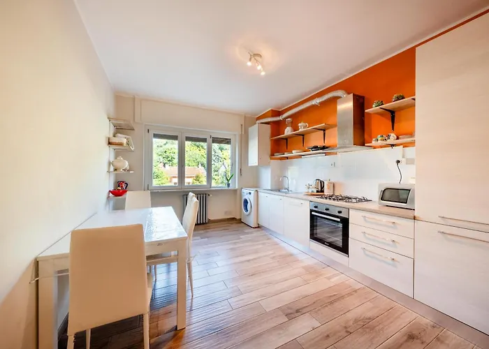 Jervis Apartment